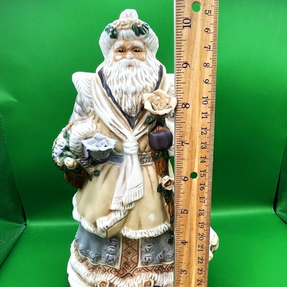 VTG Ceramic Old World Father Christmas Music Box Figurine Flowers Swan Holiday - Picture 5 of 16